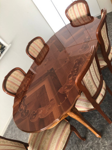 アンティーク　ロココ調　ダイニングテーブル、イスセット