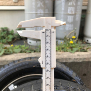 中古タイヤ付きスタッドレス（MINIに使用）