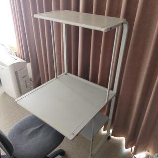 パソコンラックと椅子差し上げますの画像