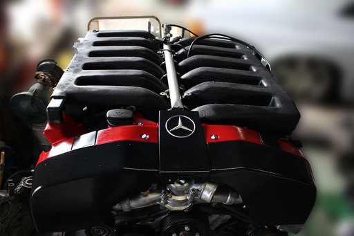 ベンツ　エンジンV12　AMGチューニング（リビルト済み）