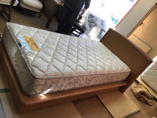 中古　フランスベットシングル　引き出し付き①