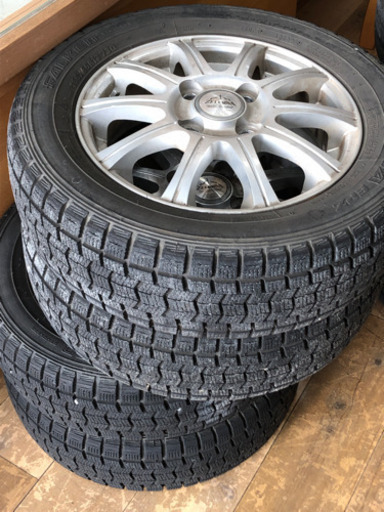 軽自動車　スタッドレス　タイヤ　ホイール付　オススメ　お買得　凍結時　現品限り　早いもの勝ち