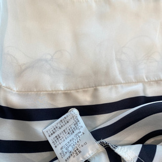 シフォンブラウスの画像