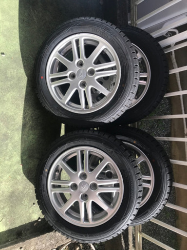 スタッドレスタイヤ　165/65/14