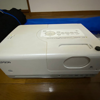 ホームプロジェクター！DVD、CD再生可能！EPSON EH-DM2