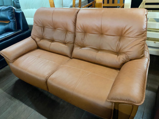 本革ソファー！14万円します！ガチ！展示現品29800円です