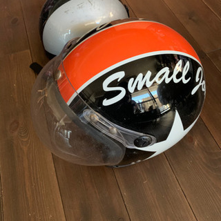 ヘルメットの画像