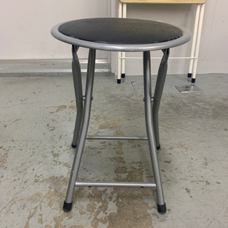 折り畳み椅子　座面30cm高さ45cm