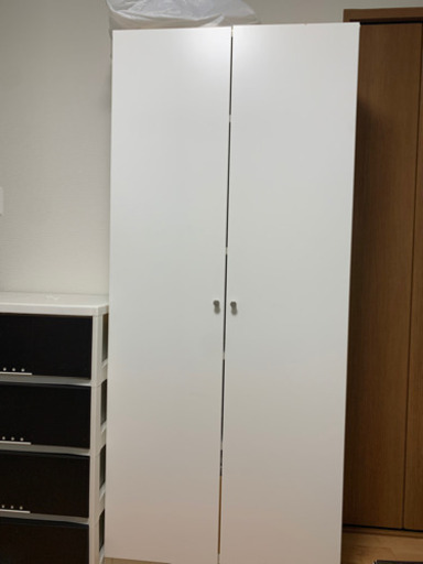 収納家具！！白の大きい収納家具チェスト！？