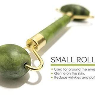 Jade roller玉石美容器天然翡翠 美容ローラー （顔・ボディのマッサージ）の画像