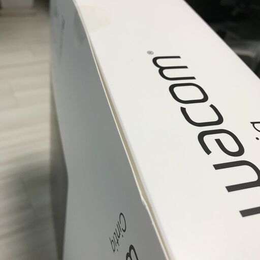ワコム Wacom Cintiq 16