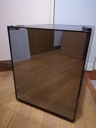 1ドア ミラーガラス冷蔵庫 20L