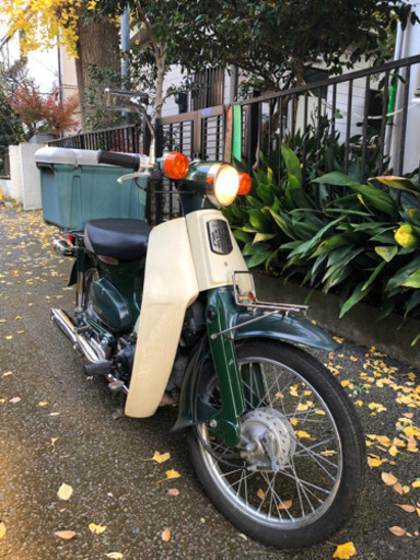 スーパーカブ50 インジェクション　リアタイヤ新品　リアボックス付き