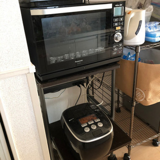 【値下げしました！】レンジラック　4段　コンセント付きの画像