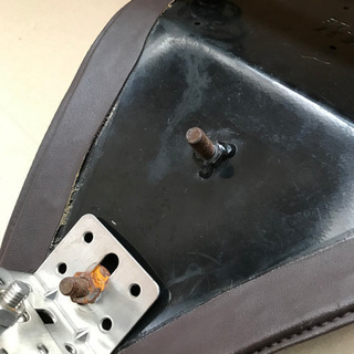 バイク　シート　茶　の画像