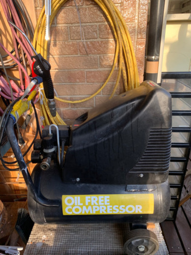 コンプレッサー