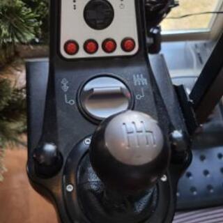 ロジクール G25 ステアリングコントローラーの画像