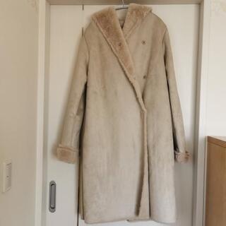 〘新品未使用〙ムートンコート の画像
