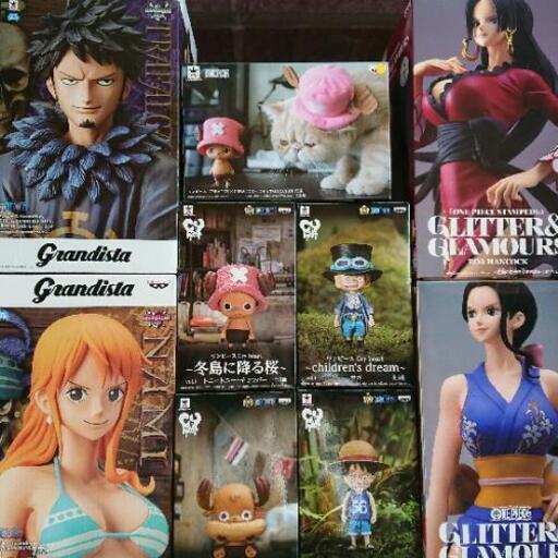 『SOLD』ワンピースフィギュア34点&クリアポスター&ルームマットセット