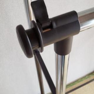 ハンガーラックの画像