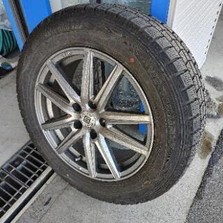 スタッドレスタイヤ　アルミ付き　225/60R17