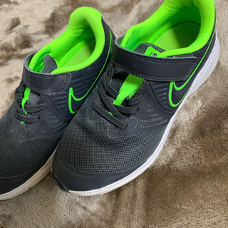 21cm NIKE 靴　スニーカーの画像