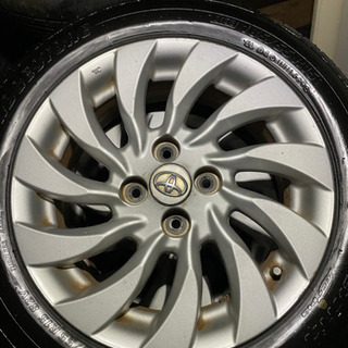 【美品】【送料込み】 トヨタ 純正 15インチ アルミホイール 4本セット トヨタ純正 15インチ アルミ ホイールタイヤ4本セット
