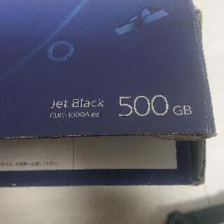 【無料特典付き、お値引きあり】PS4 Jet Black 500GBの画像