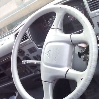 平成26年式三菱ファイター寝台付きワイド4トン8メートルクラス30万キロアルミバンウイングpg付き車キレイエンジンダメ80万円売りの画像