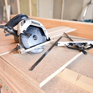 喜多方にて緊急募集、家具組み立て作業大工さん