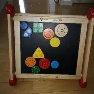 木のおもちゃセットの画像