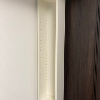 イケア 棚 本棚 シェルフユニットの画像