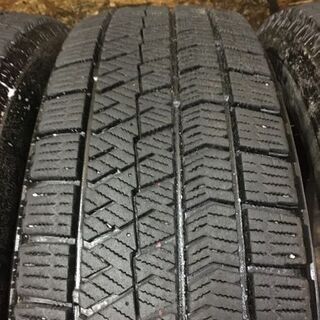 BS BLIZZAK VRX2 175/65R15 15インチ スタッドレス 4本 2017年製 バリ溝 アクア カローラフィールダー ポルテ等　(TF410) クレジットカード QR決済可能の画像