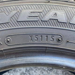 ①スタッドレスタイヤ 165/65R14 ICE NAVI 6の画像