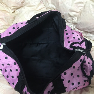旅行バッグ　ピンクの画像