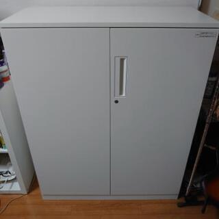 スチール製書庫［コクヨ］