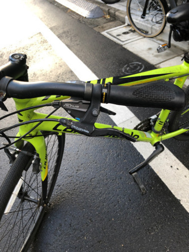 お届け可　自転車　CANNONDALE キャノンデール