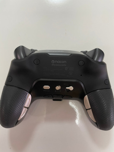 PS4対応NACONプロコントローラー