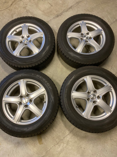 商談中225/65R17 スタッドレスタイヤ4本