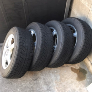 ブリザックVRXスタッドレス2018年製　205/60R16 4...