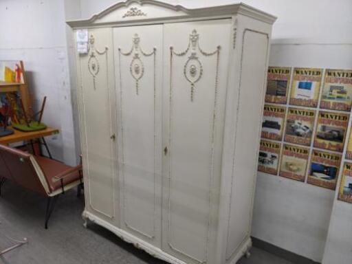 逸品が入荷！【江戸川店愛品館】アンティーク　イギリス　オリンパス社製　3枚扉クローゼット　キャビネット　ID：155-017302-007希少品