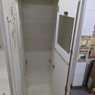 逸品が入荷！【江戸川店愛品館】アンティーク　イギリス　オリンパス社製　3枚扉クローゼット　キャビネット　ID：155-017302-007希少品の画像
