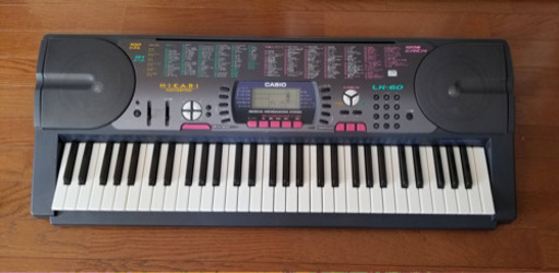 CASIO キーボード　LK60