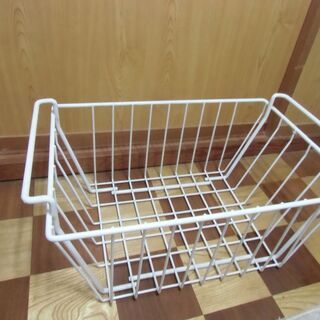 【取引成立】金属製 白系 ランドリーバスケット お譲りします。＊...