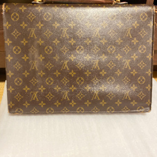 LOUIS VUITTONモノグラム セルヴィエットコンセイエ