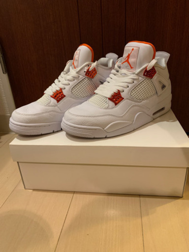 スニーカー NIKE AIR JORDAN 4 RETRO 