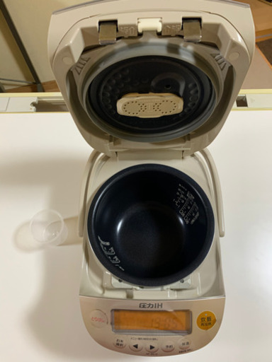 受け渡す方が決まりました。炊飯器　象印製　12/24まで