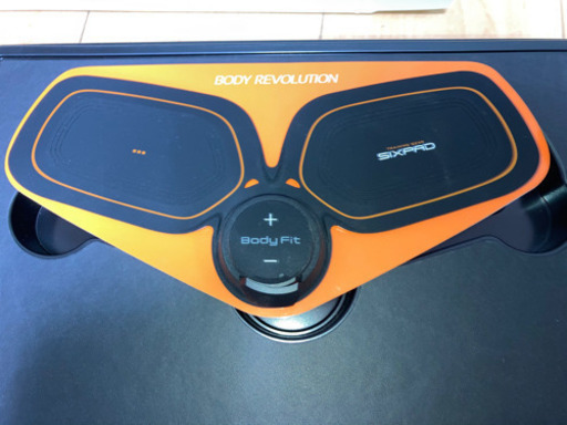 充電式　シックスパッド　ボディフィット2   2台