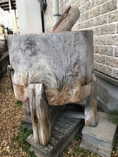 臼と杵　オマケで土台と蓋　引き取り希望
