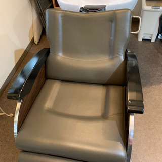 美容シャンプー台の画像